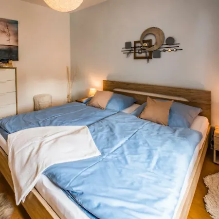 Am Weissen Hirsch شقة